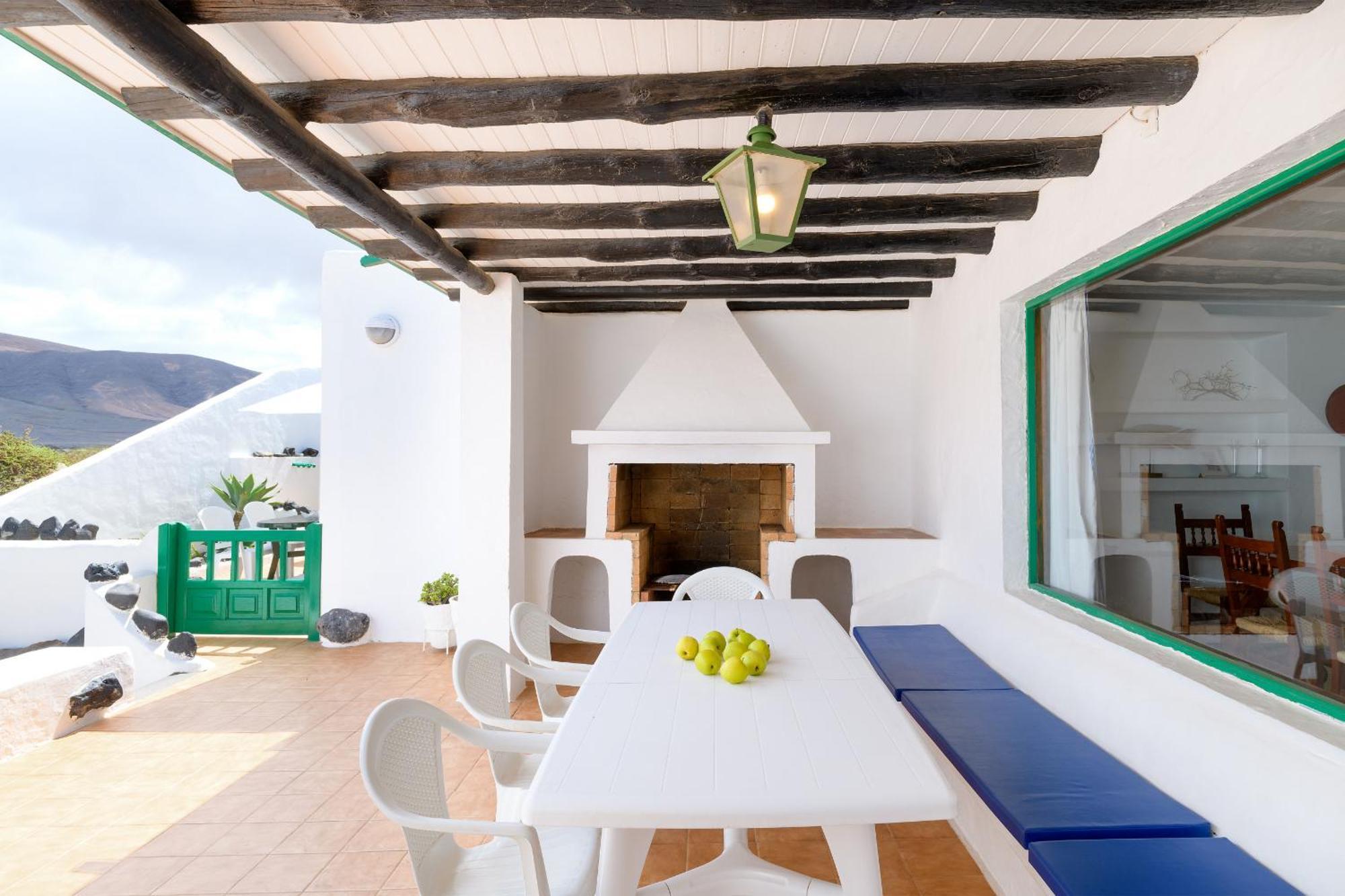 Famara Caracolillos, La Casa 외부 사진